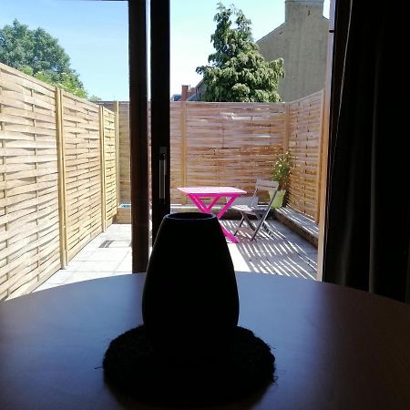 Studio 2 Pers Tourisme Et Business Namur Exteriör bild