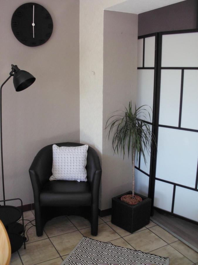 Studio 2 Pers Tourisme Et Business Namur Exteriör bild